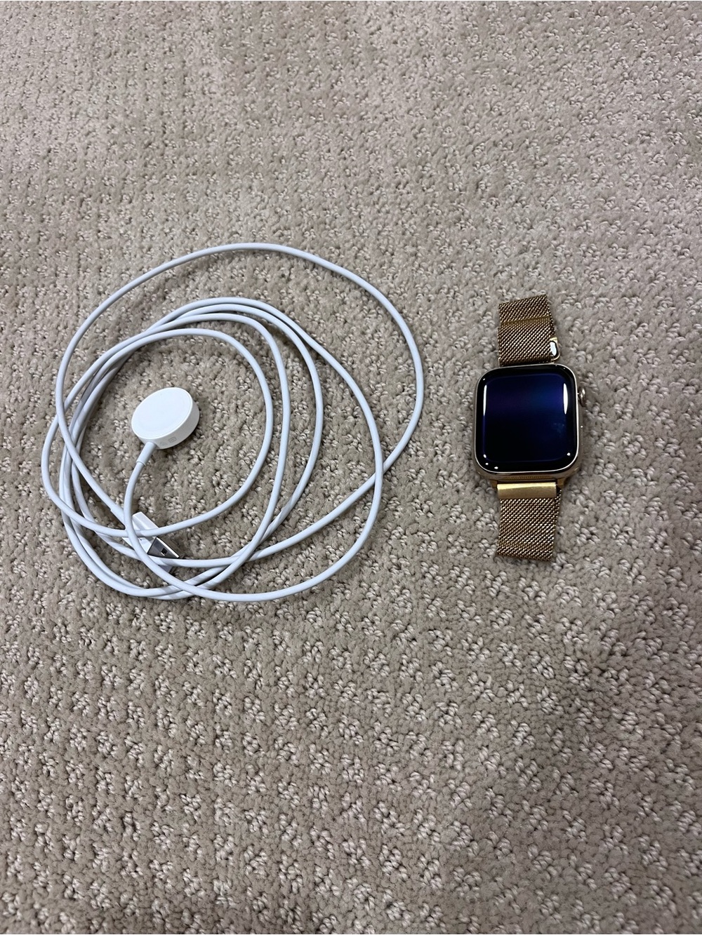 Apple Watch Series 7, size 45mm